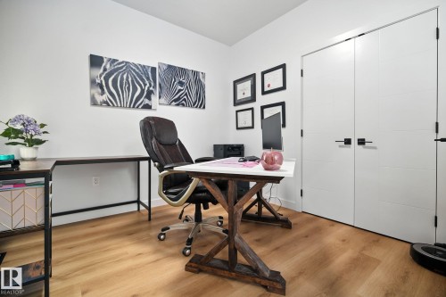 50 Grassview Crescent, Spruce Grove, AB - Indoor Photo Showing Office