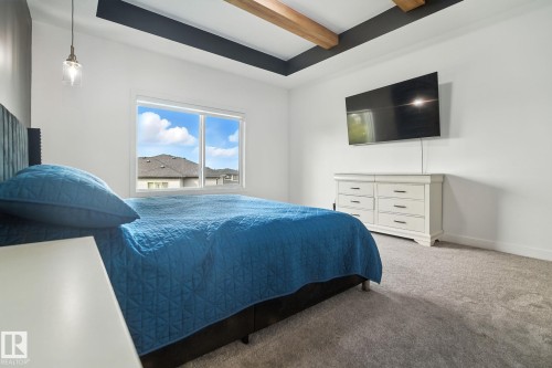 50 Grassview Crescent, Spruce Grove, AB - Indoor Photo Showing Bedroom