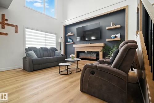 50 Grassview Crescent, Spruce Grove, AB - Indoor Photo Showing Living Room With Fireplace