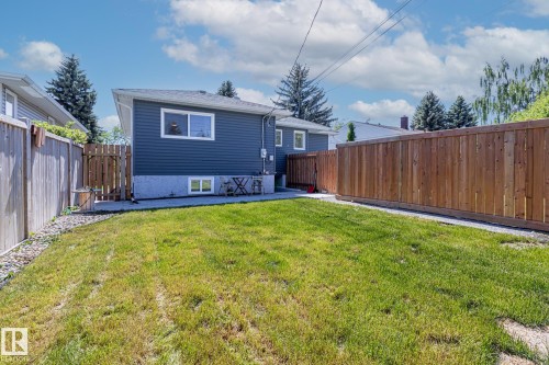 11420 112 Avenue, Edmonton, AB - Outdoor