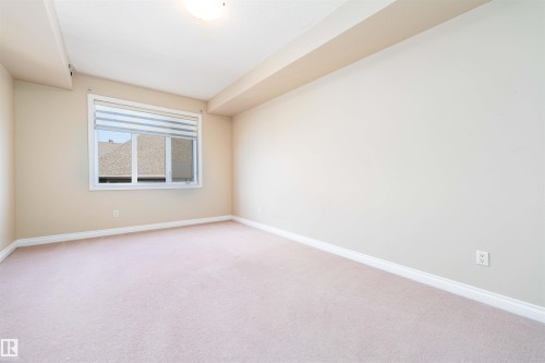 419 12408 15 Avenue, Edmonton, AB - Indoor Photo Showing Other Room