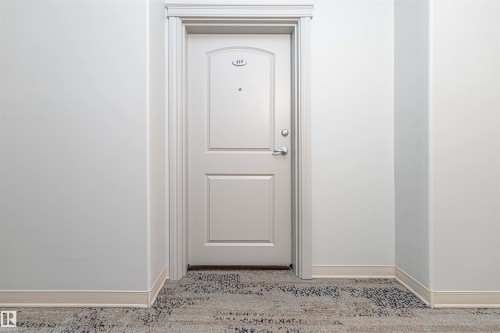 419 12408 15 Avenue, Edmonton, AB - Indoor Photo Showing Other Room