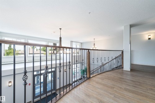 419 12408 15 Avenue, Edmonton, AB - Indoor Photo Showing Other Room