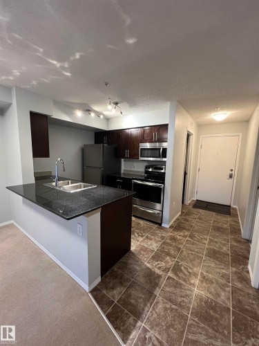 317 270 Mcconachie Drive, Edmonton, AB - Indoor Photo Showing Kitchen With Double Sink