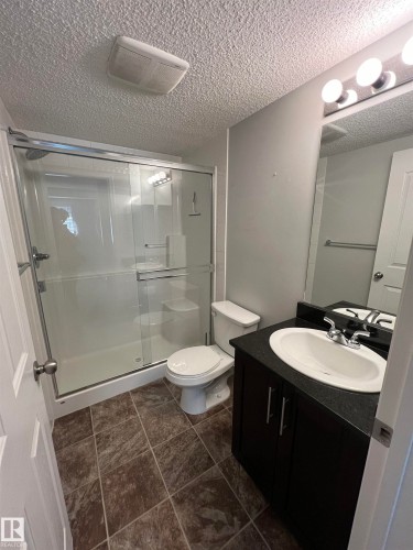 317 270 Mcconachie Drive, Edmonton, AB - Indoor Photo Showing Bathroom
