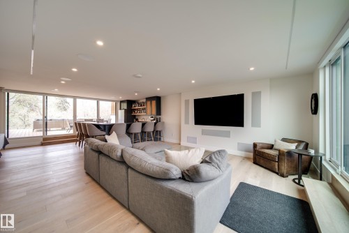 9651 96A Street, Edmonton, AB - Indoor Photo Showing Living Room