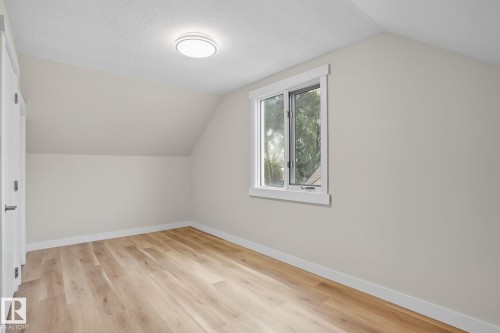 11222 71 Avenue, Edmonton, AB - Indoor Photo Showing Other Room