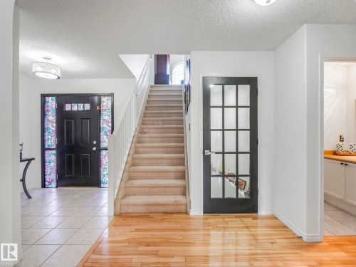 20115 46 Avenue, Edmonton, AB - Indoor Photo Showing Other Room