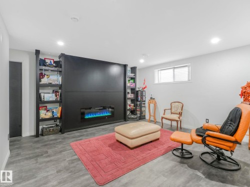 20115 46 Avenue, Edmonton, AB - Indoor