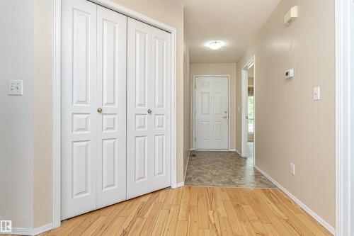66 13320 124 Street Nw, Edmonton, AB - Indoor Photo Showing Other Room