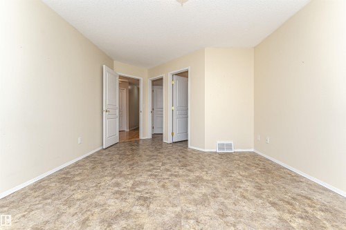 66 13320 124 Street Nw, Edmonton, AB - Indoor Photo Showing Other Room