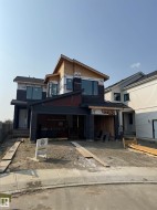 17108 2 Street  Edmonton, AB T5Y 4G2