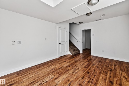 10204 113 Avenue, Edmonton, AB - Indoor Photo Showing Other Room