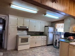 5208 51ST Street  Strome, AB T0B 4H0