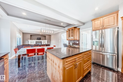 13608 160 Avenue, Edmonton, AB - Indoor Photo Showing Kitchen