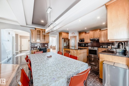 13608 160 Avenue, Edmonton, AB - Indoor