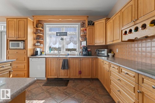 1701 16 Street, Cold Lake, AB - Indoor Photo Showing Kitchen