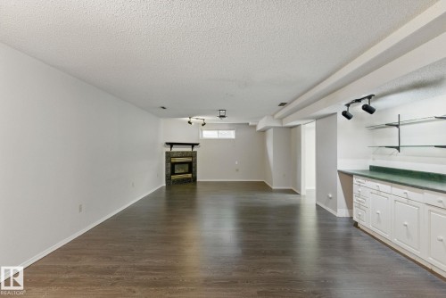 9971 178 Avenue, Edmonton, AB - Indoor