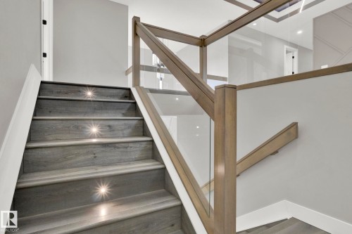 3118 Kostash Green, Edmonton, AB - Indoor Photo Showing Other Room