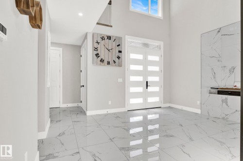 3118 Kostash Green, Edmonton, AB - Indoor Photo Showing Other Room