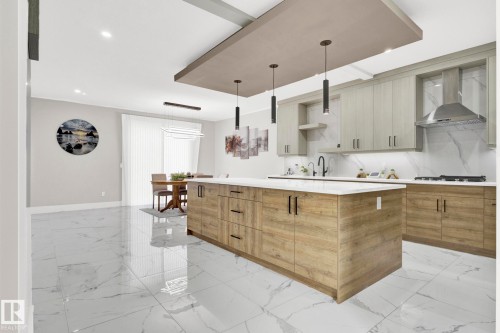 3118 Kostash Green, Edmonton, AB - Indoor Photo Showing Kitchen