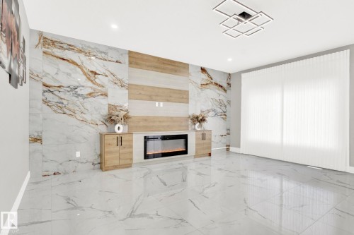 3118 Kostash Green, Edmonton, AB - Indoor Photo Showing Other Room