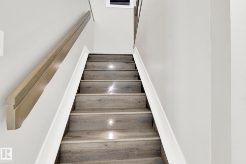 3118 Kostash Green, Edmonton, AB - Indoor Photo Showing Other Room