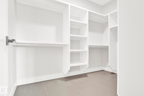 3118 Kostash Green, Edmonton, AB - Indoor With Storage