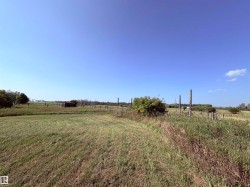 View of yard with a view of rural / pastoral area - 