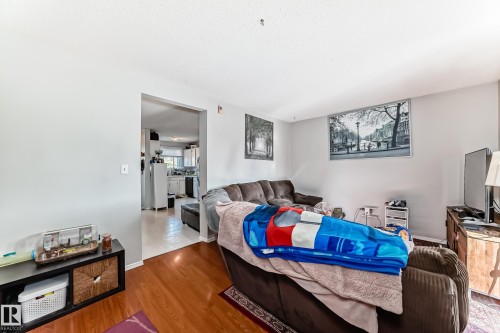 17005 100 Street, Edmonton, AB - Indoor Photo Showing Bedroom