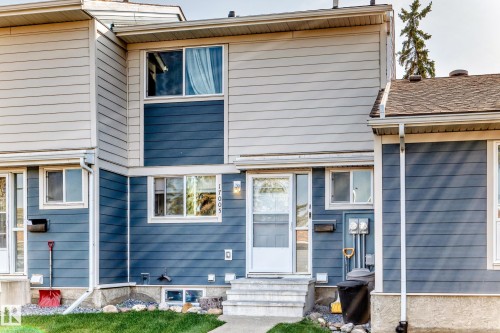 17005 100 Street, Edmonton, AB - Outdoor