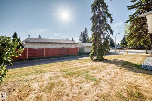 17005 100 Street, Edmonton, AB - Outdoor