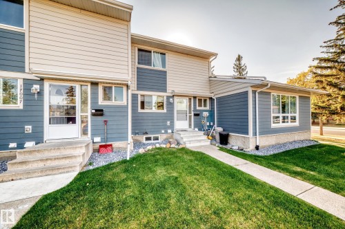 17005 100 Street, Edmonton, AB - Outdoor