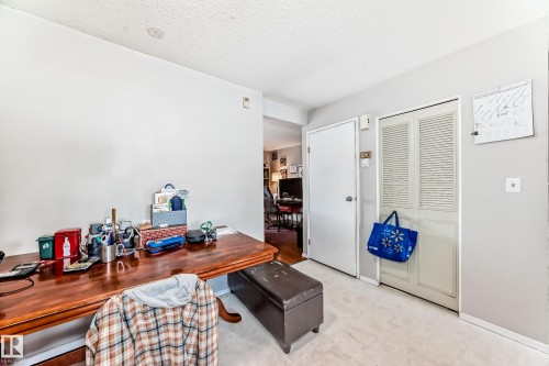 17005 100 Street, Edmonton, AB - Indoor