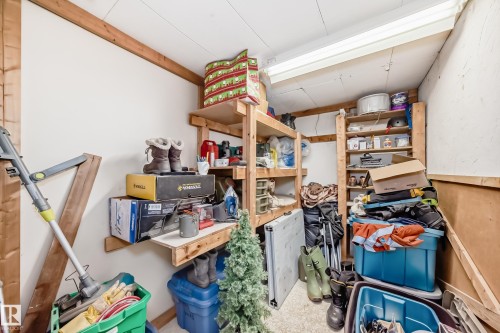 17005 100 Street, Edmonton, AB - Indoor