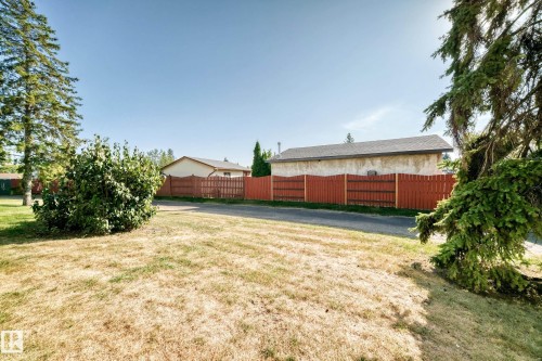 17005 100 Street, Edmonton, AB - Outdoor