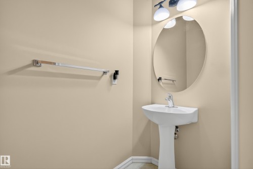 1212 82 Street, Edmonton, AB - Indoor Photo Showing Bathroom