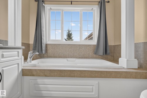 1212 82 Street, Edmonton, AB - Indoor Photo Showing Bathroom