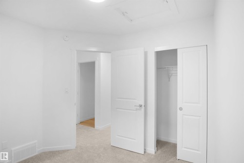 94 1430 Aster Way, Edmonton, AB - Indoor Photo Showing Other Room