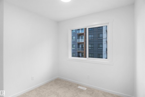 94 1430 Aster Way, Edmonton, AB - Indoor Photo Showing Other Room