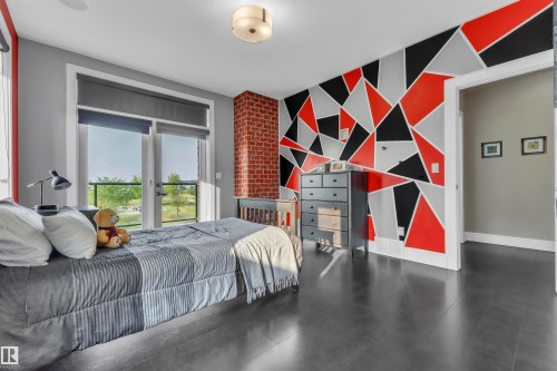 4727 Woolsey Common, Edmonton, AB - Indoor Photo Showing Bedroom