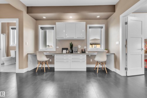 4727 Woolsey Common, Edmonton, AB - Indoor Photo Showing Other Room