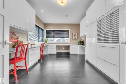 4727 Woolsey Common, Edmonton, AB - Indoor