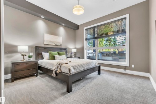 4727 Woolsey Common, Edmonton, AB - Indoor Photo Showing Bedroom