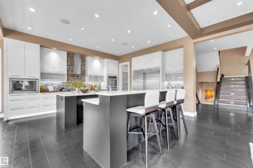 4727 Woolsey Common, Edmonton, AB - Indoor Photo Showing Kitchen With Upgraded Kitchen