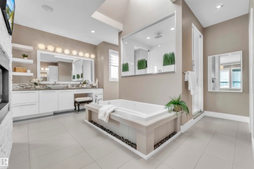 4727 Woolsey Common, Edmonton, AB - Indoor