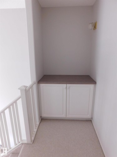 Hall featuring light colored carpet - 26 1295 Carter Crest Road, Edmonton, AB - Indoor Photo Showing Other Room