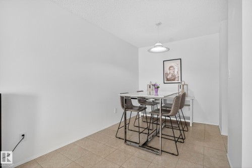 414 4220 139 Avenue, Edmonton, AB - Indoor Photo Showing Dining Room