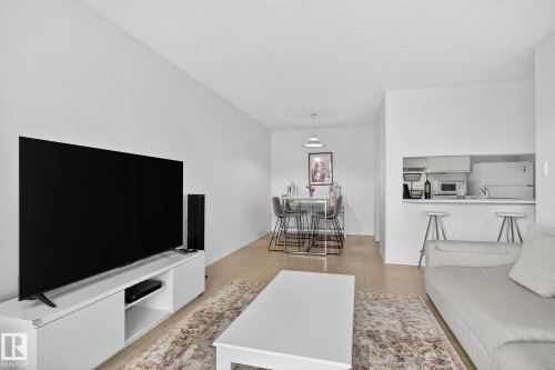 414 4220 139 Avenue, Edmonton, AB - Indoor Photo Showing Living Room