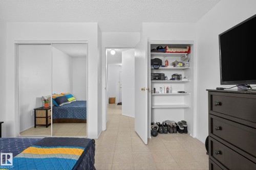 414 4220 139 Avenue, Edmonton, AB - Indoor Photo Showing Bedroom